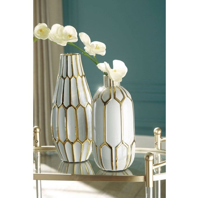 Image of white vase